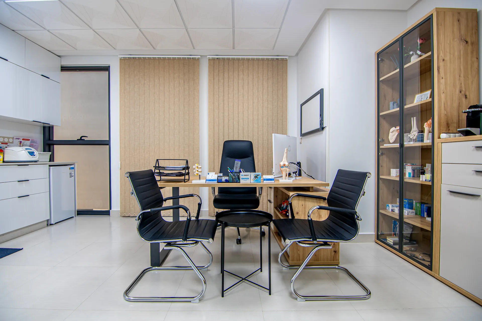 Bureau de consultation Dr. DOUFAAI Anass orthopédiste Témara